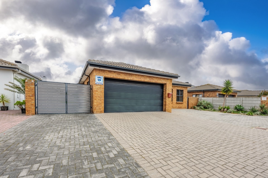 3 Bedroom Property for Sale in Sonkring Western Cape